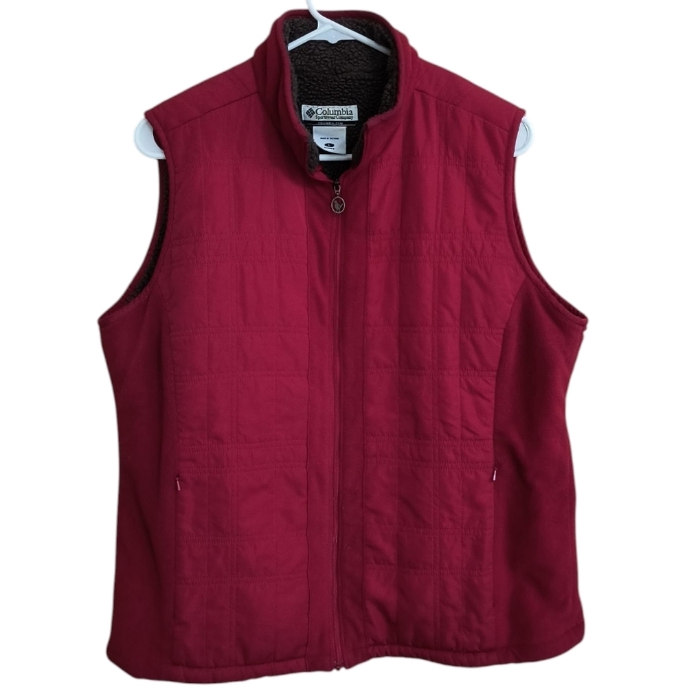 Columbia Women's Red Quilted And Fleece Lined Vest Size L